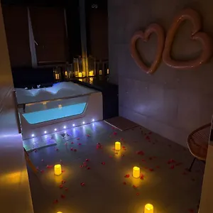 Z Prywatnym Jacuzzi - Bezplatny Parking - Ogrod Apartament